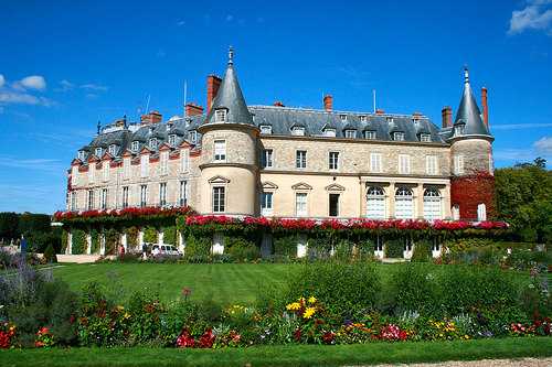 Chateau de Rambouillet in summer