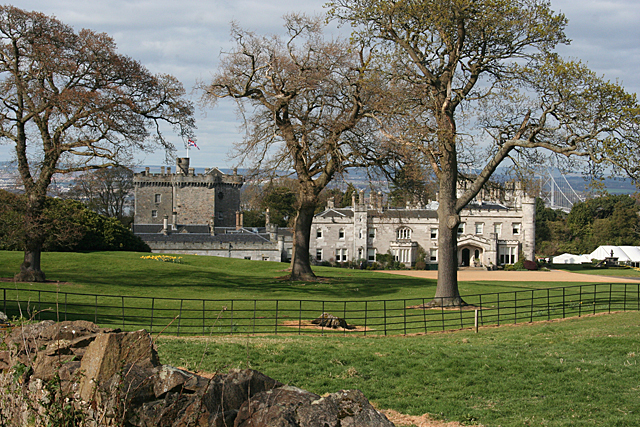 Dundas Castle 