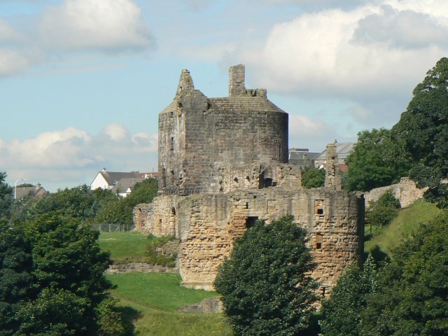 Ravenscraig Castle ruins