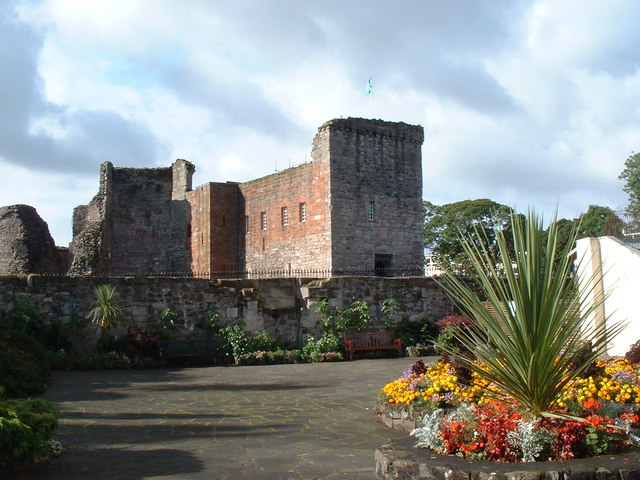 Rothesay Castle courtyard